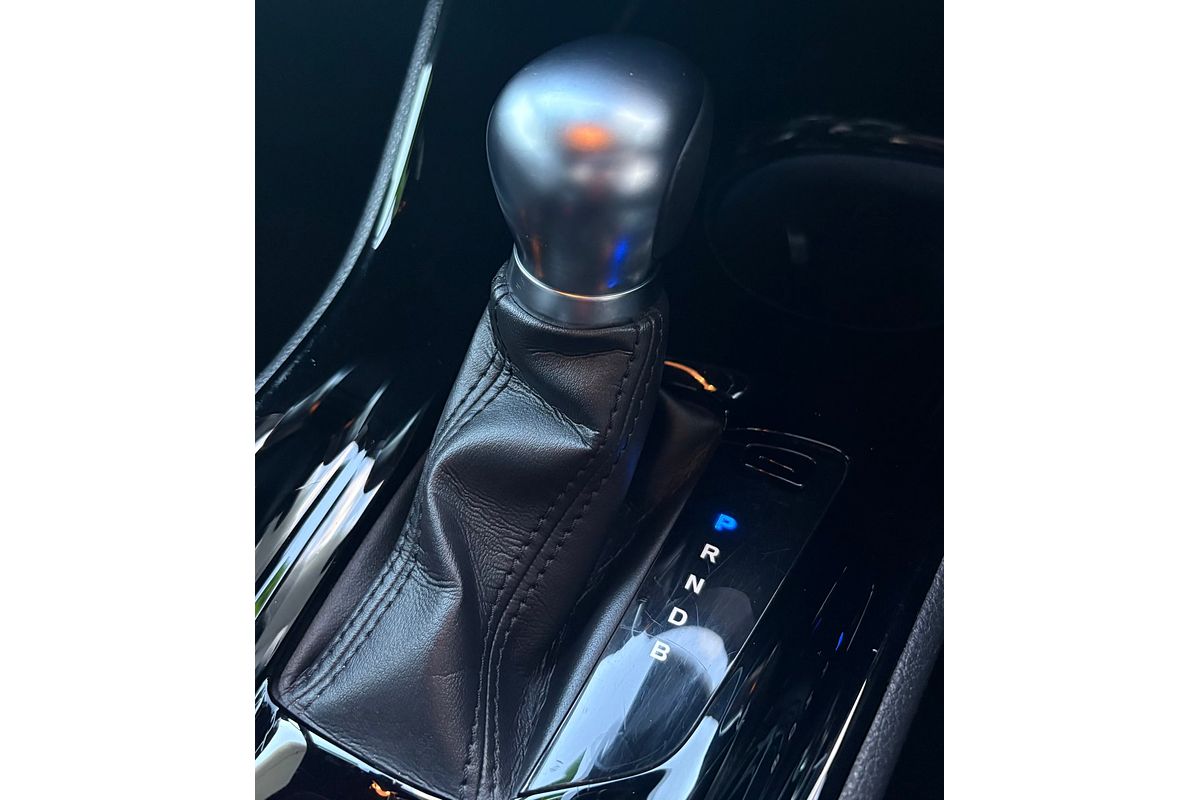 2022 Toyota CH-R Hybrid