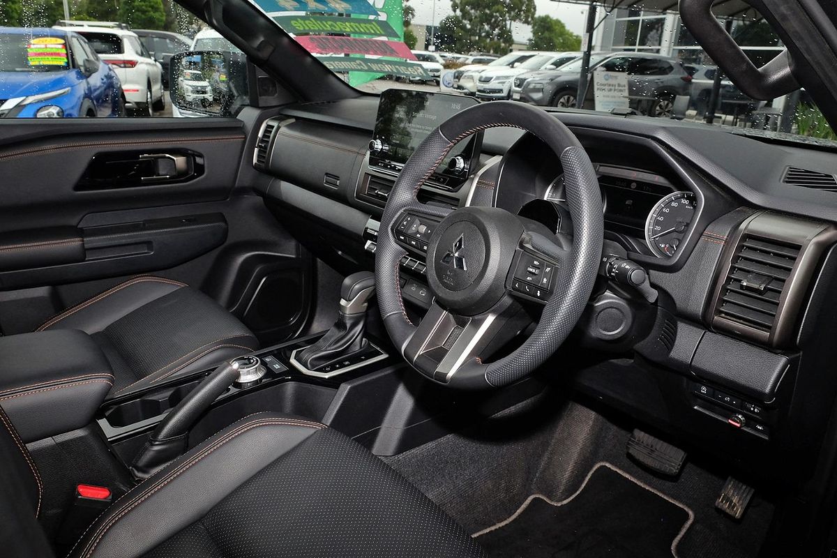 2023 Mitsubishi Triton GSR MV 4X4