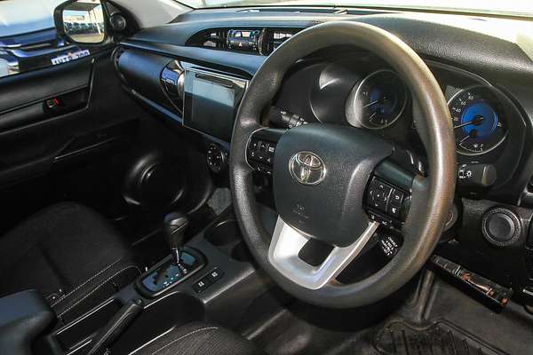 2020 Toyota Hilux SR GUN126R 4X4