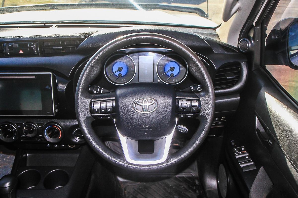 2020 Toyota Hilux SR GUN126R 4X4