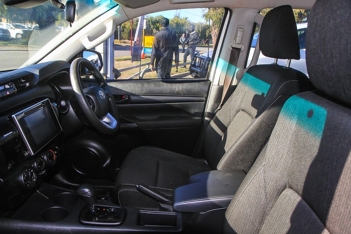 2020 Toyota Hilux SR GUN126R 4X4