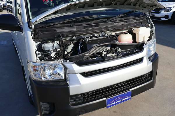 2017 Toyota Hiace Commuter KDH223R