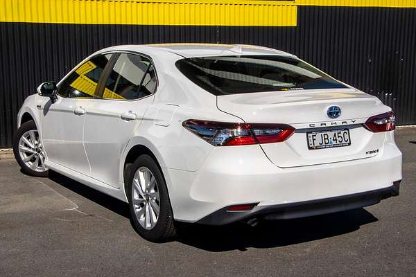 2024 Toyota Camry SX AXVH70R