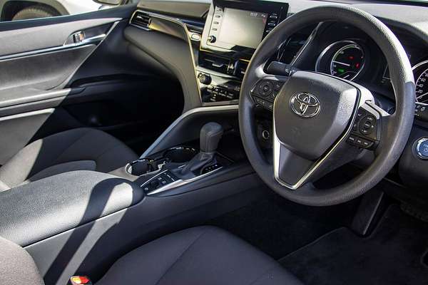 2024 Toyota Camry SX AXVH70R