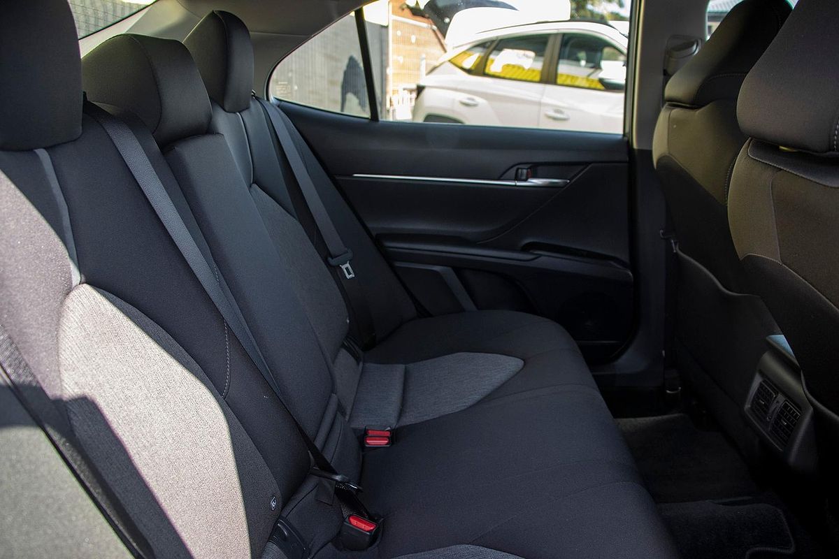 2024 Toyota Camry SX AXVH70R