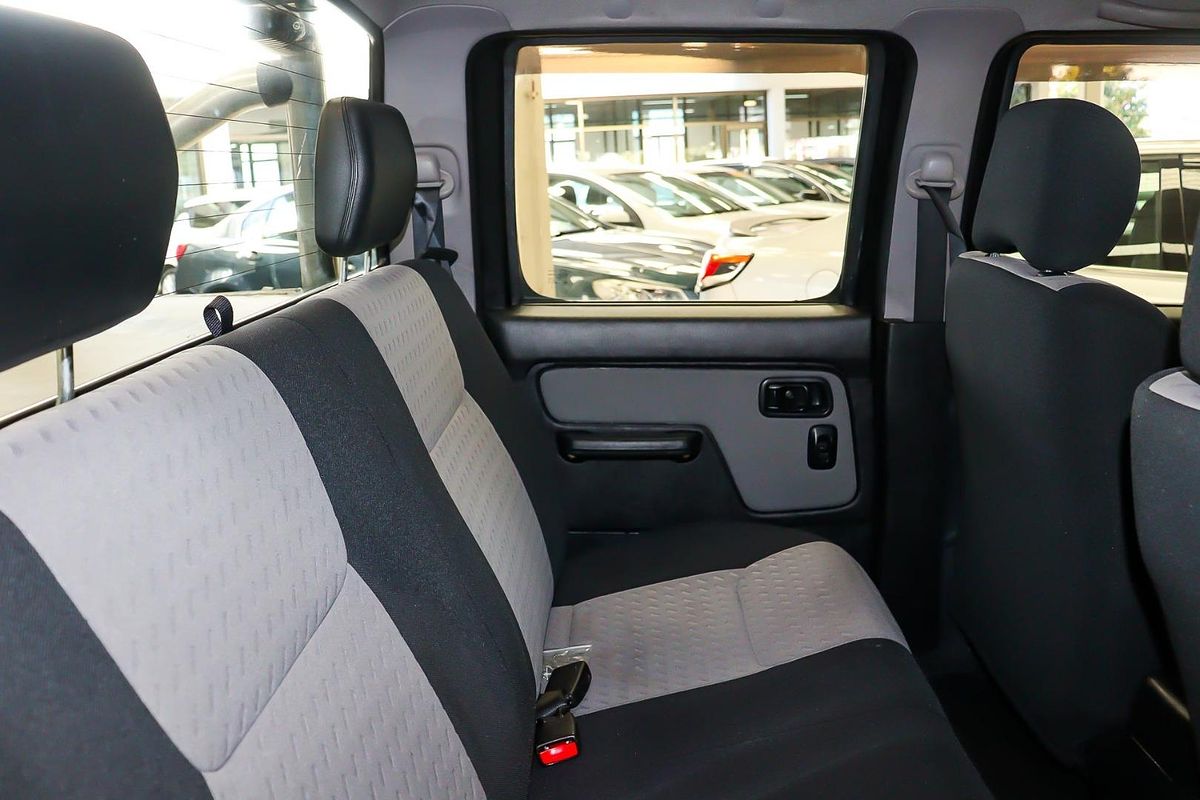 2014 Nissan Navara ST-R D22 4X4