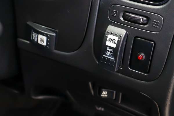 2014 Nissan Navara ST-R D22 4X4