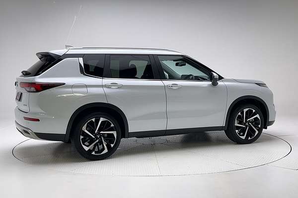 2023 Mitsubishi Outlander Aspire ZM