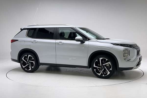 2023 Mitsubishi Outlander Aspire ZM
