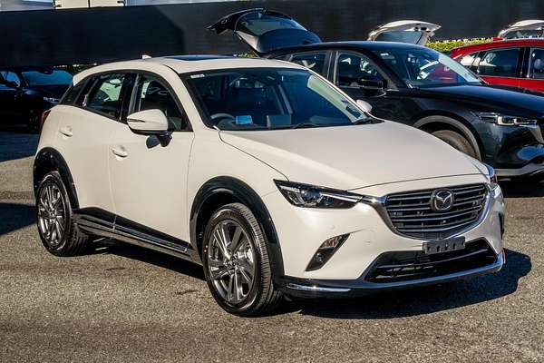 2025 Mazda CX-3 G20 Akari DK
