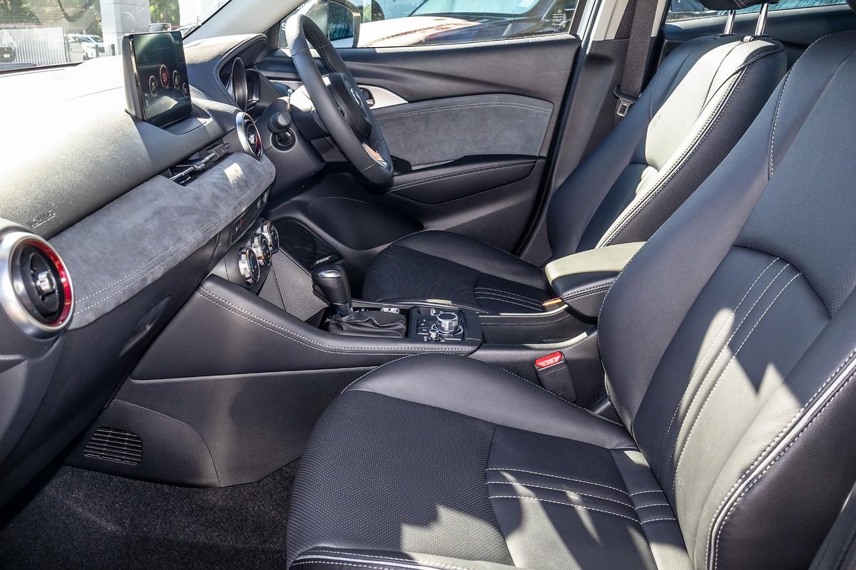 2025 Mazda CX-3 G20 Akari DK