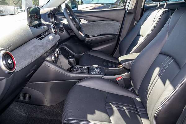 2025 Mazda CX-3 G20 Akari DK