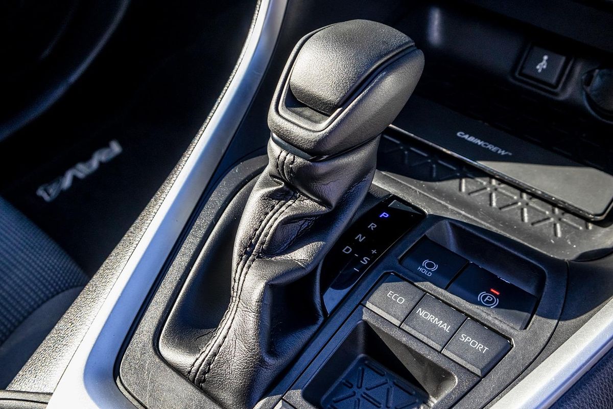2020 Toyota RAV4 GX AXAH52R