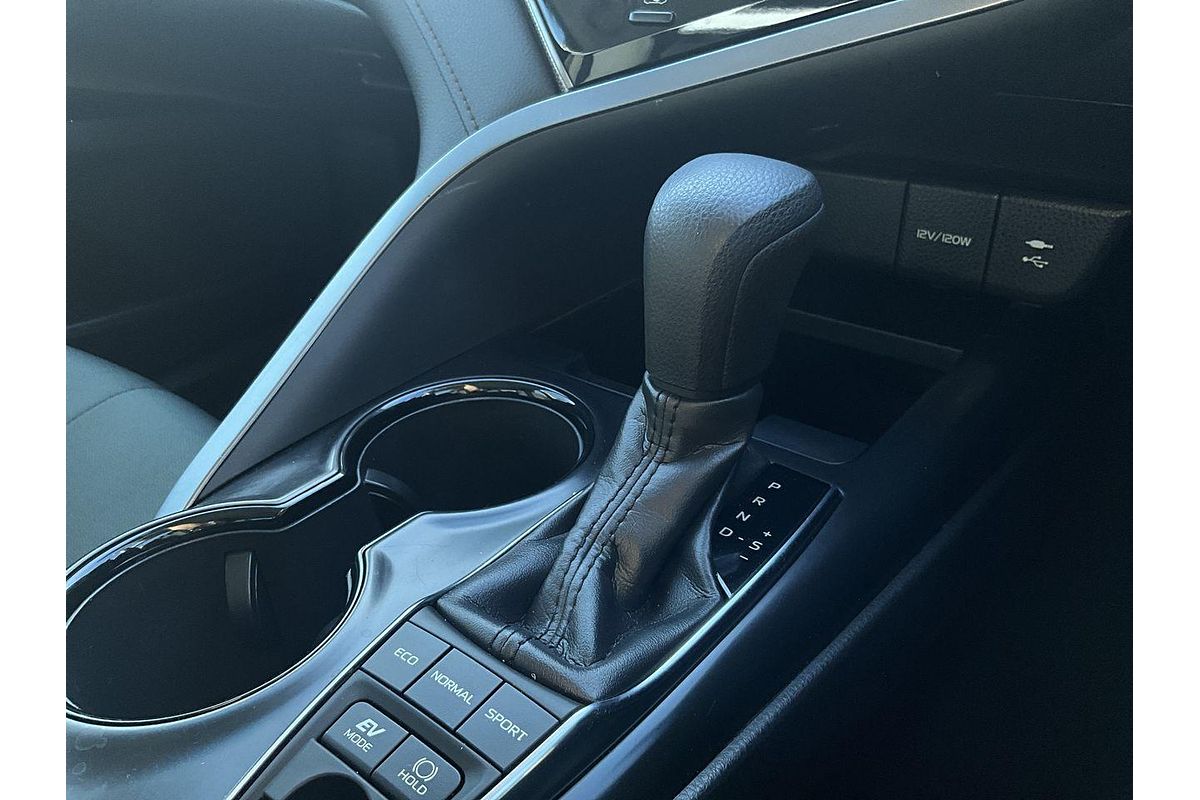 2019 Toyota Camry Ascent AXVH71R