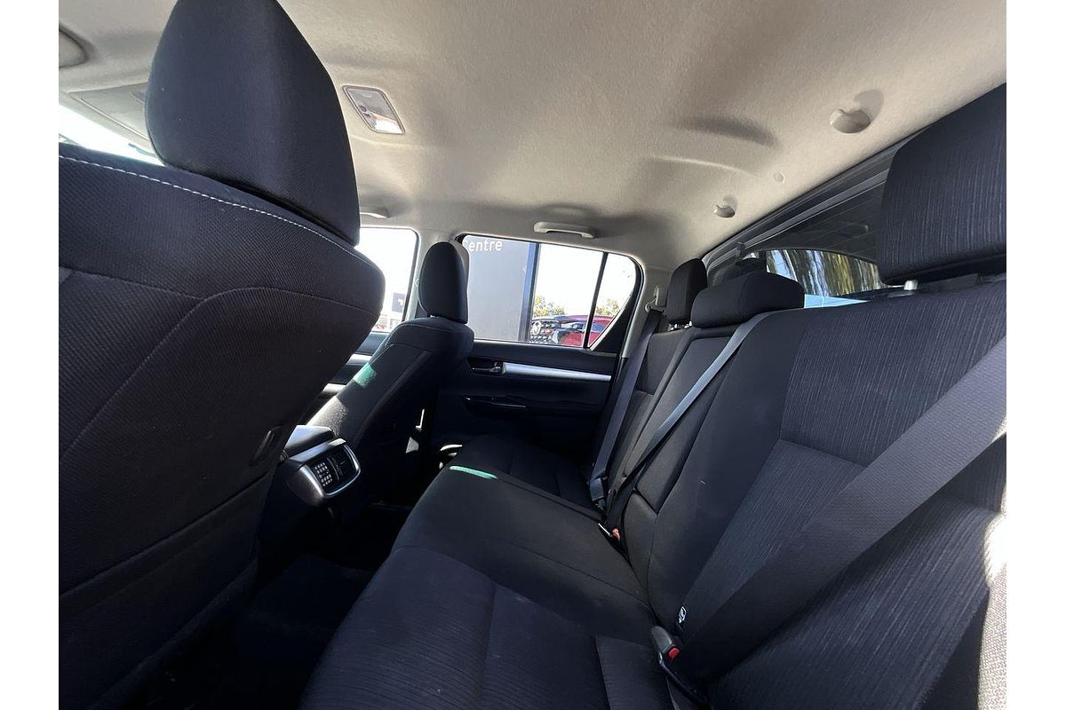 2022 Toyota Hilux SR5 GUN126R 4X4