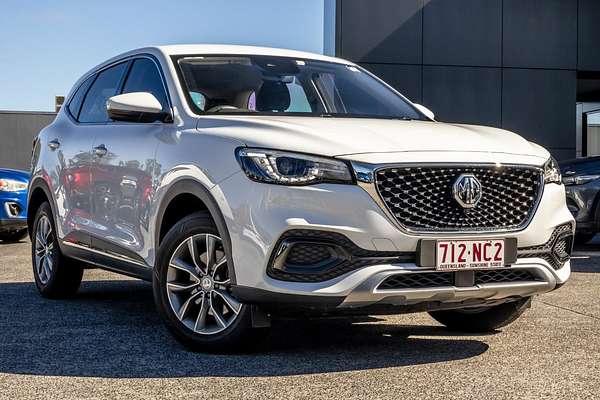 2022 MG HS Core SAS23