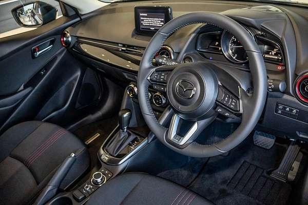 2025 Mazda 2 G15 Evolve DJ Series