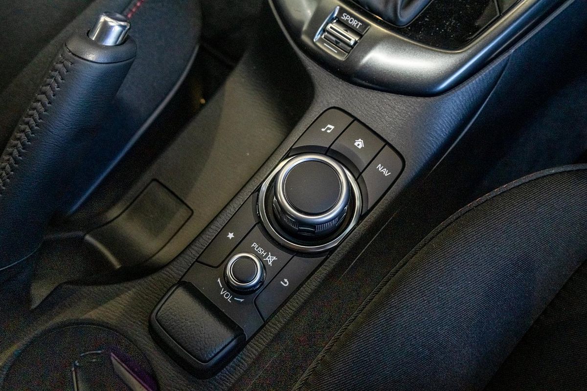 2025 Mazda 2 G15 Evolve DJ Series