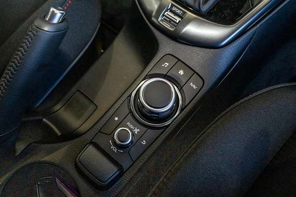 2025 Mazda 2 G15 Evolve DJ Series