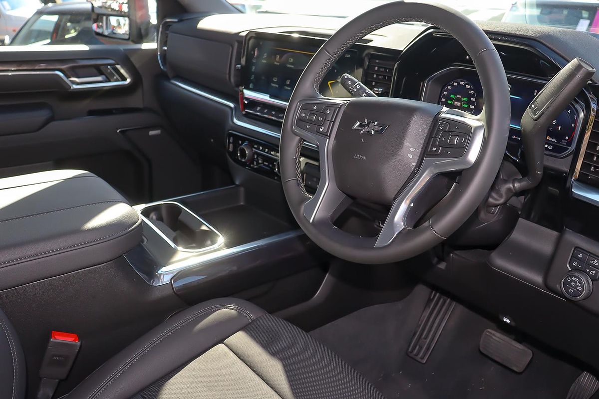 2025 Chevrolet Silverado HD LTZ Premium W/Tech Pack T1 4X4