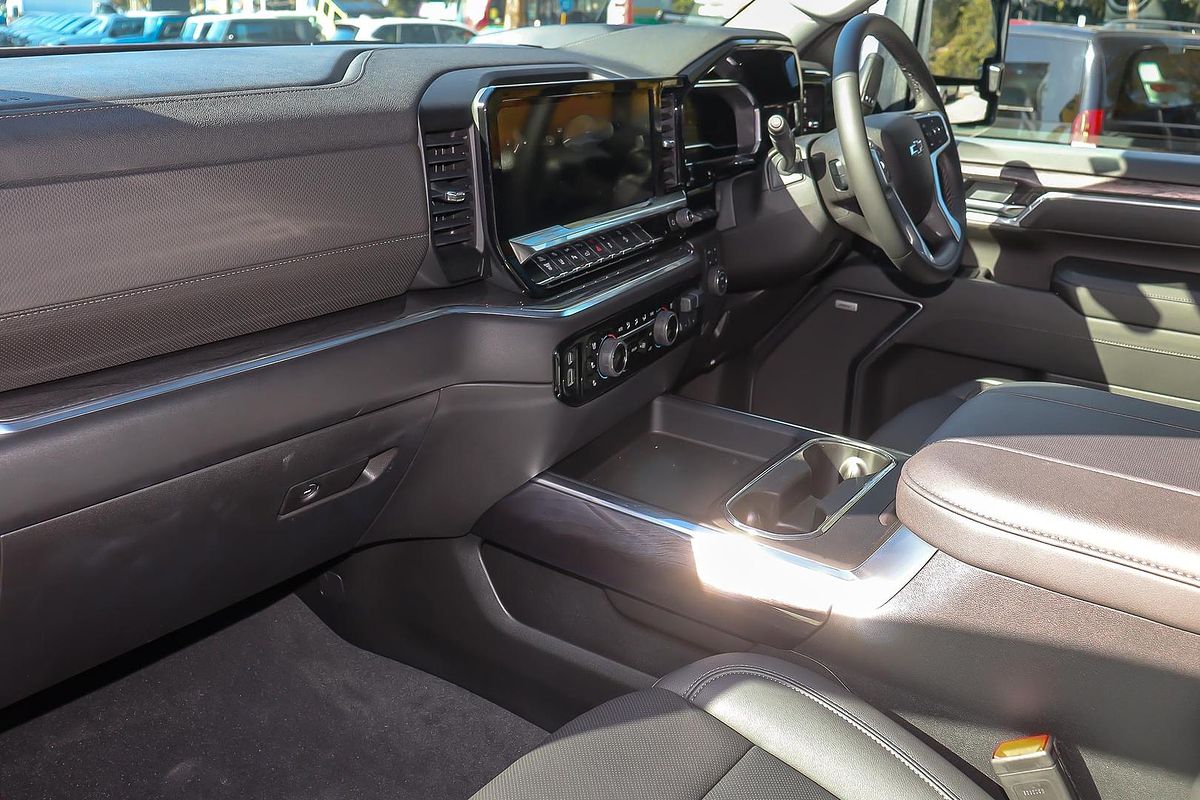 2025 Chevrolet Silverado HD LTZ Premium W/Tech Pack T1 4X4