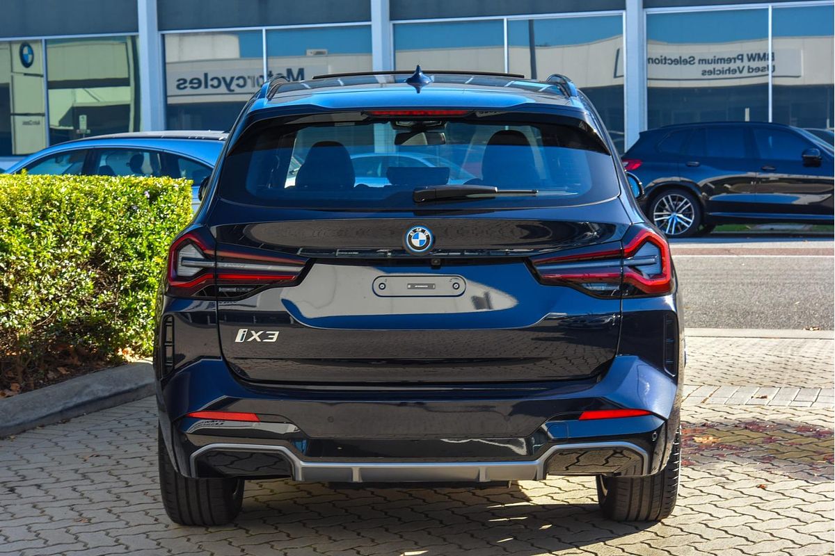2024 BMW iX3 M Sport G08