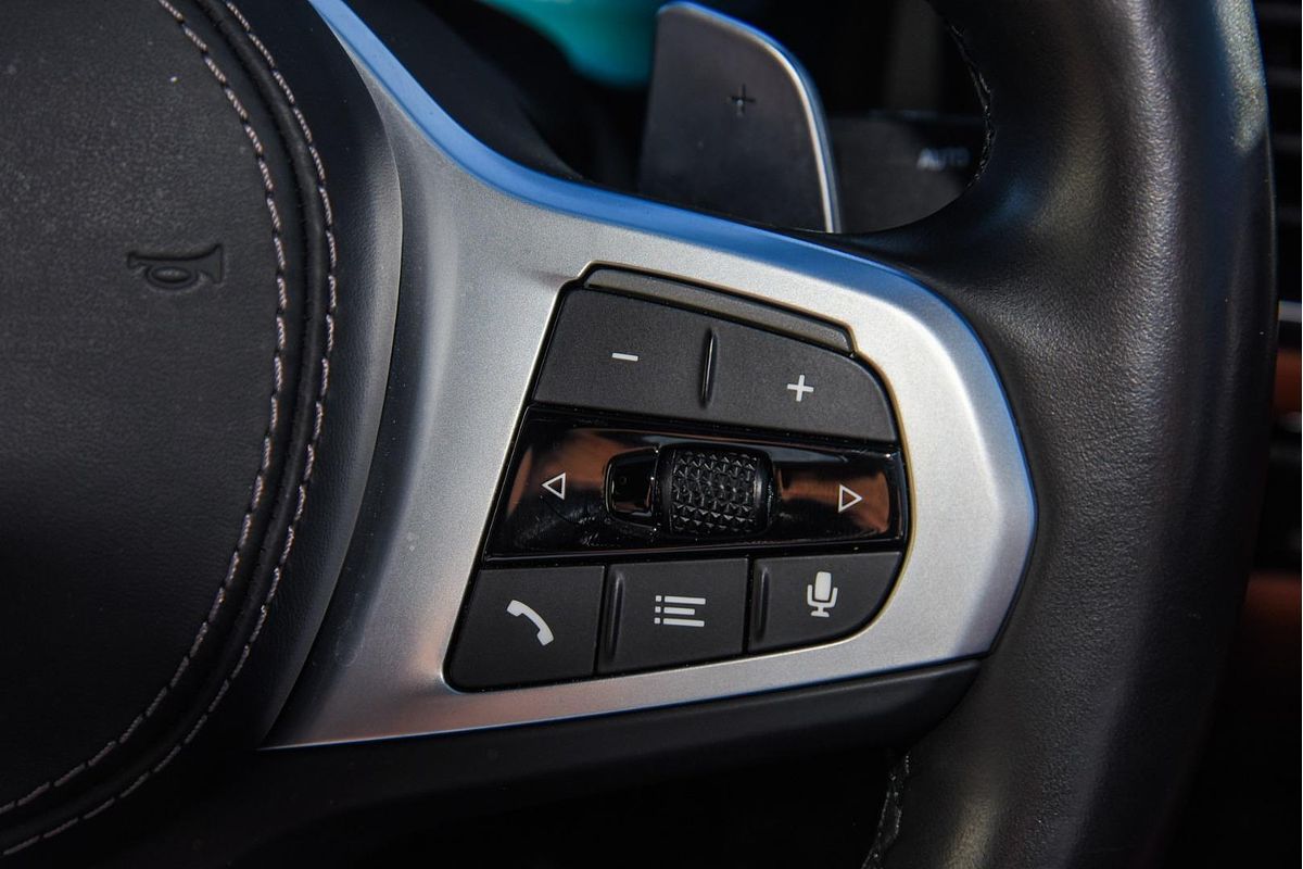 2023 BMW 8 Series 840i M Sport G16 LCI