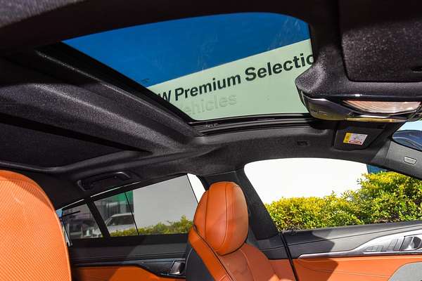 2023 BMW 8 Series 840i M Sport G16 LCI