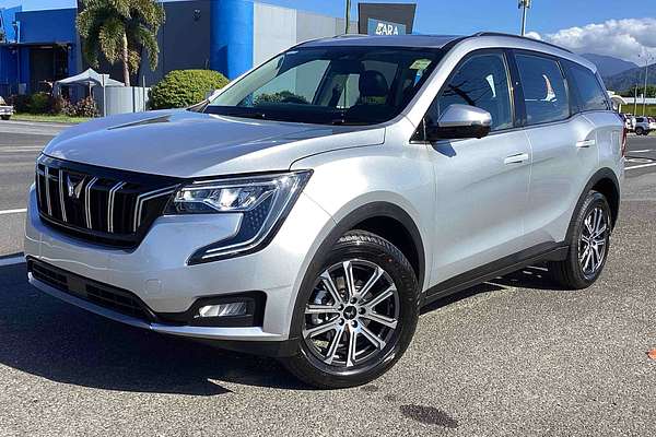 2025 Mahindra XUV700 AX7L