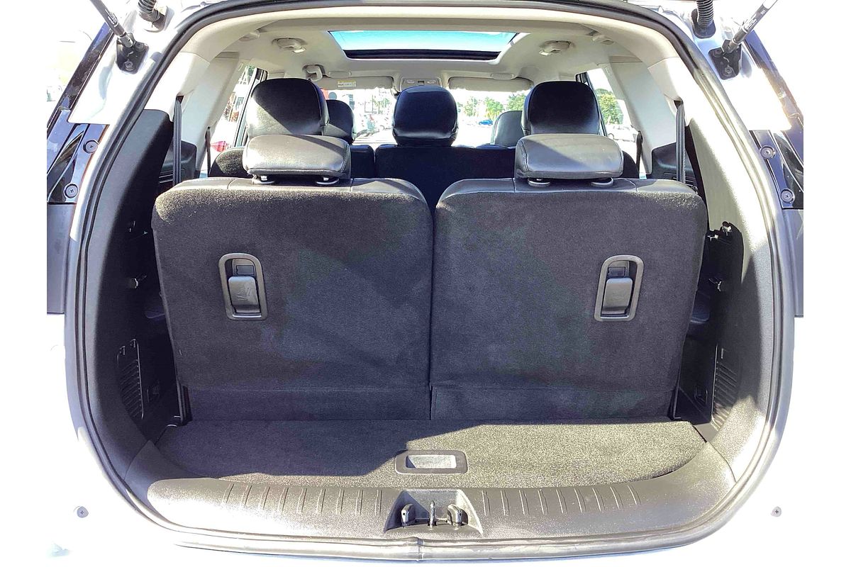 2025 Mahindra XUV700 AX7L