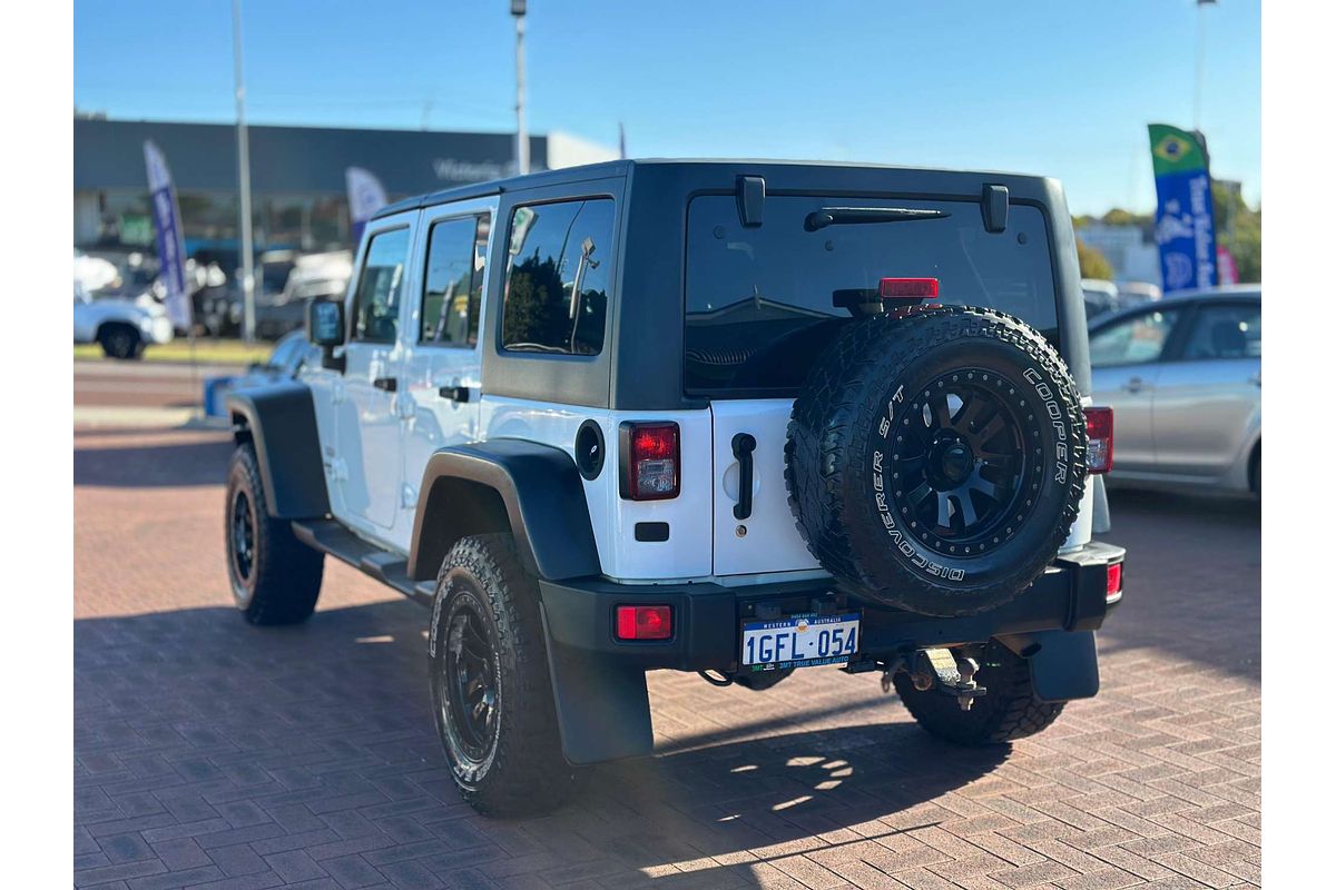 2013 Jeep Wrangler Unlimited Sport JK