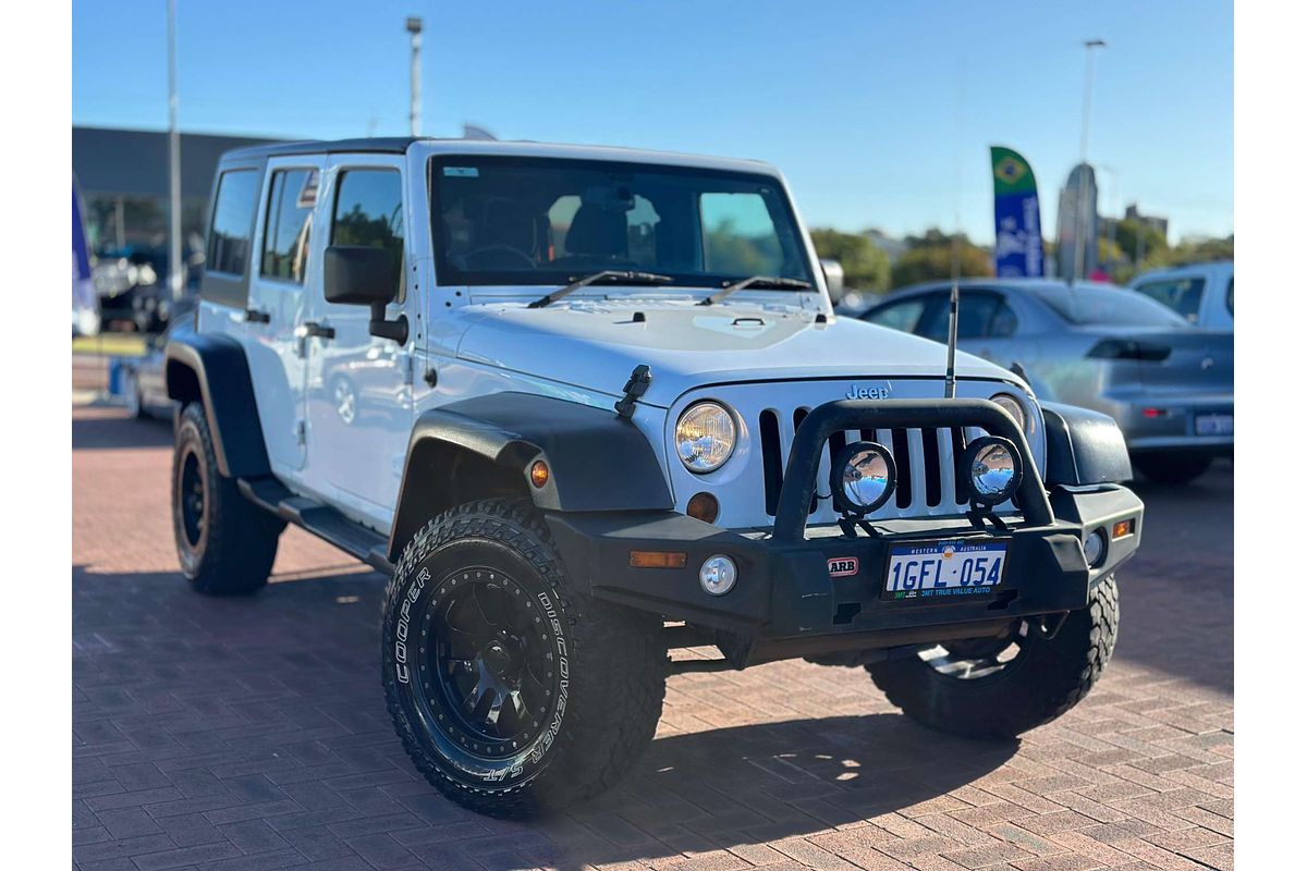 2013 Jeep Wrangler Unlimited Sport JK