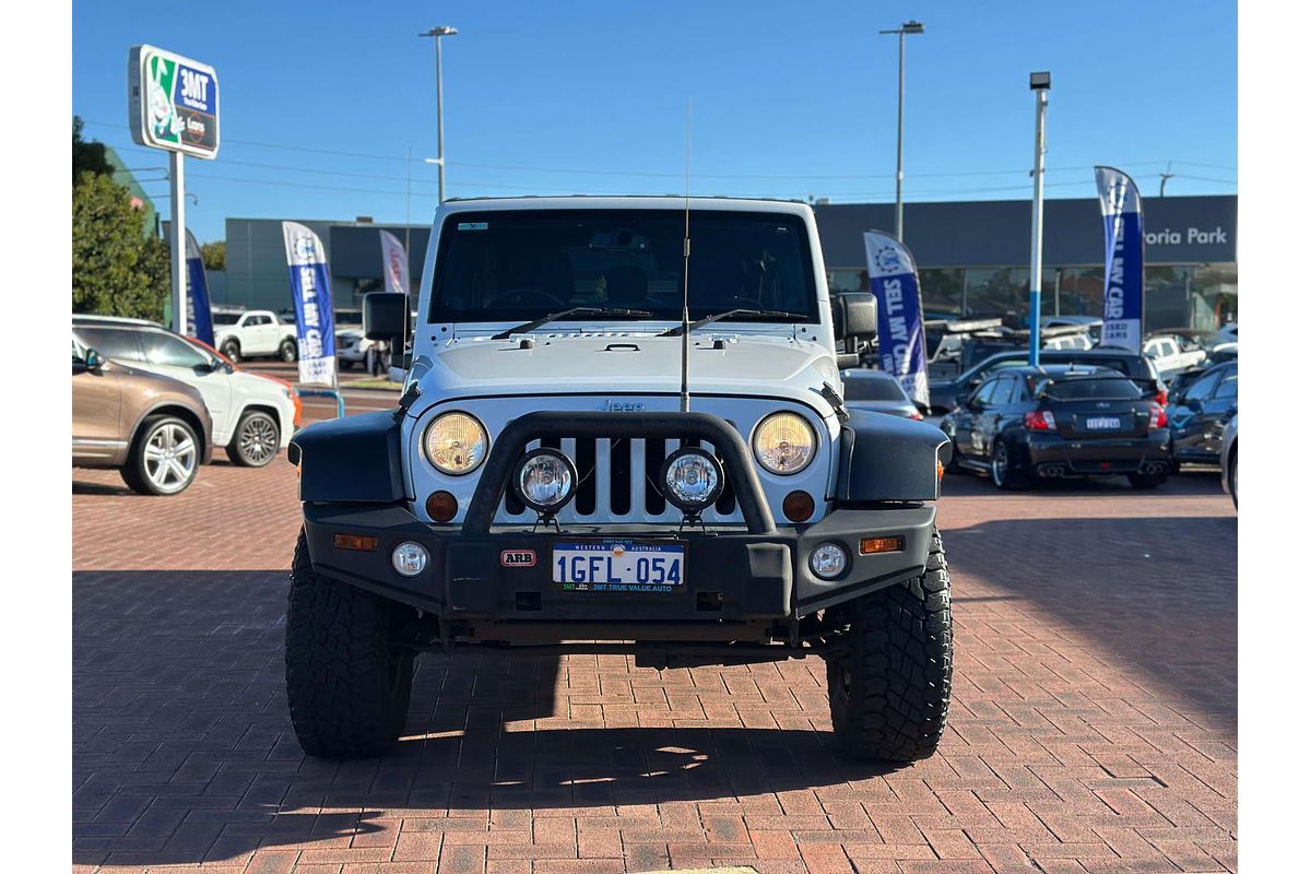 2013 Jeep Wrangler Unlimited Sport JK
