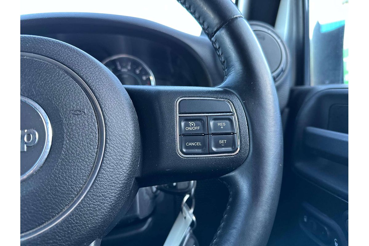 2013 Jeep Wrangler Unlimited Sport JK