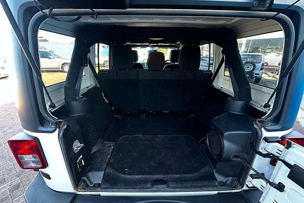 2013 Jeep Wrangler Unlimited Sport JK