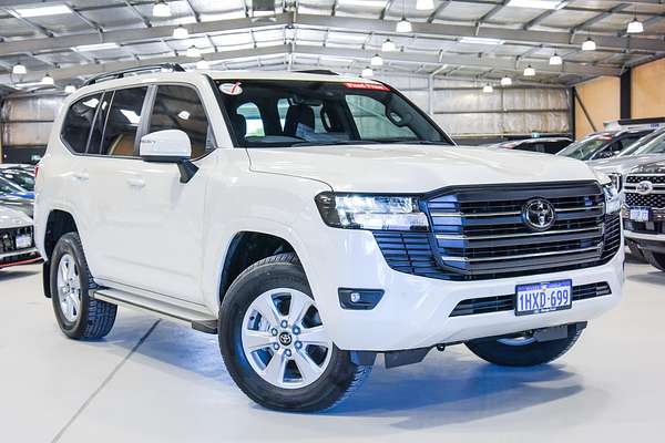 2023 Toyota Landcruiser GXL FJA300R
