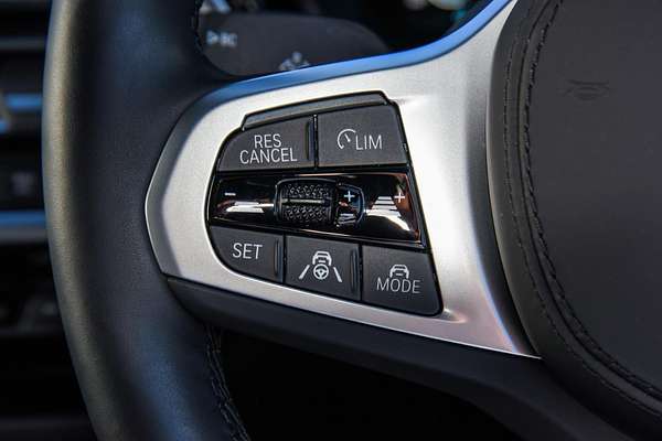 2024 BMW iX3 M Sport G08