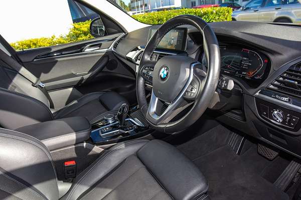 2021 BMW X3 sDrive20i G01