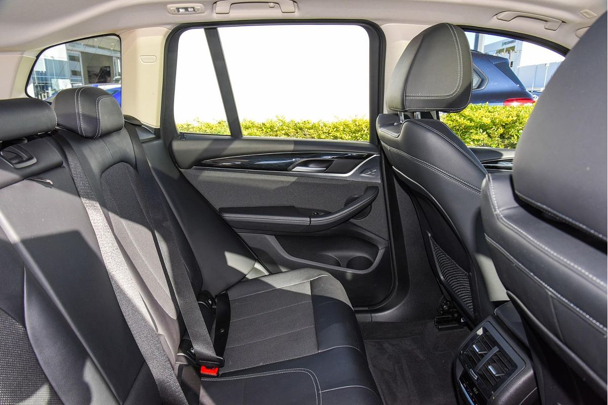 2021 BMW X3 sDrive20i G01