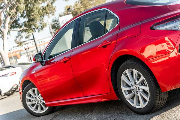 2023 Toyota Camry Hybrid