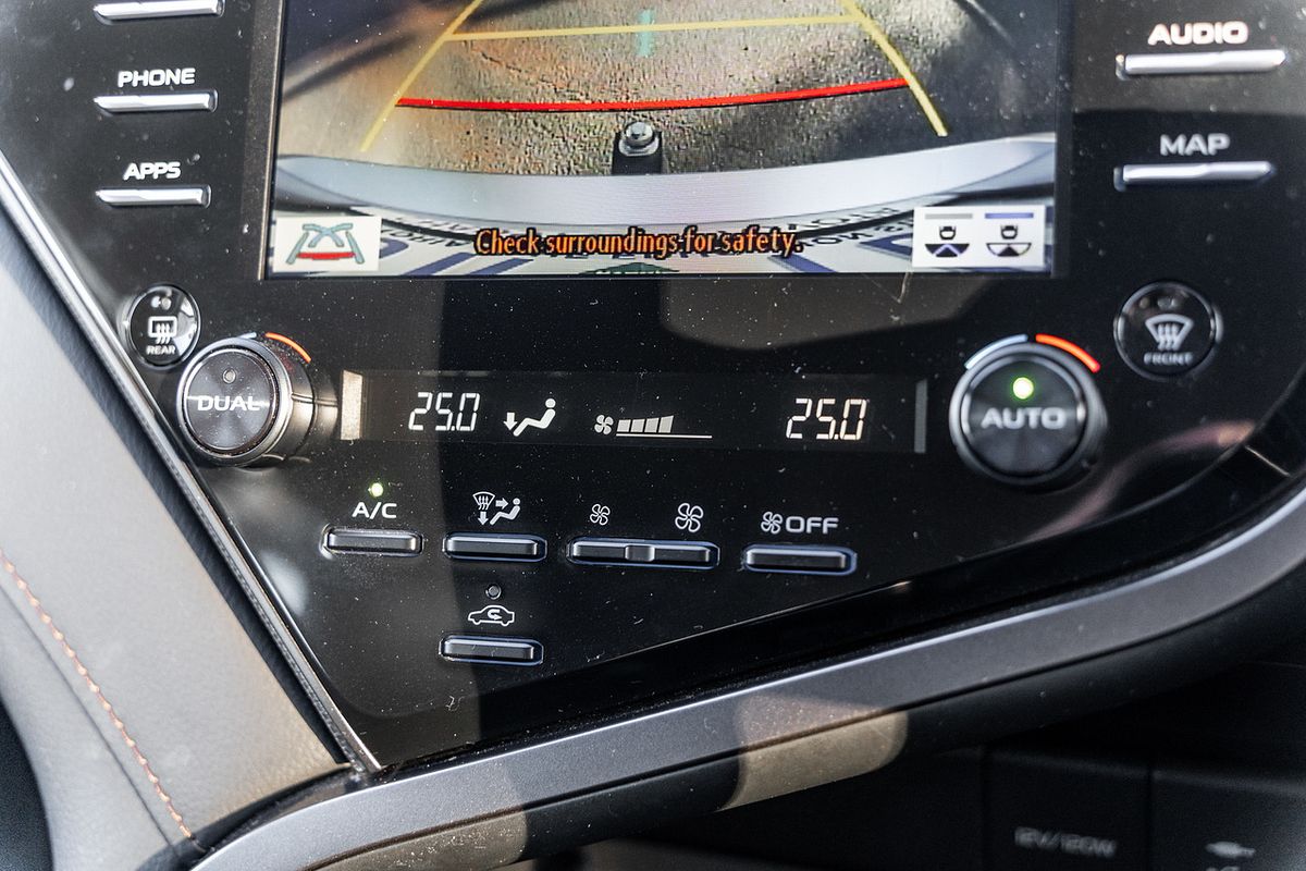 2018 Toyota Camry Hybrid