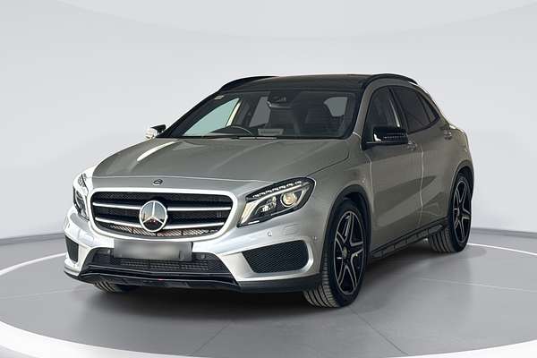 2015 Mercedes-Benz GLA-Class GLA250 X156