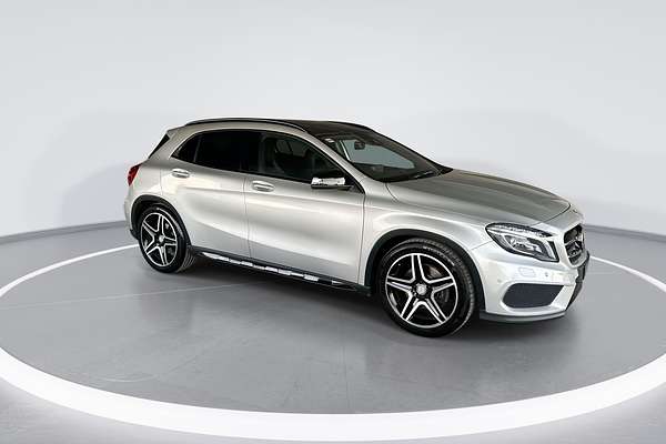 2015 Mercedes-Benz GLA-Class GLA250 X156