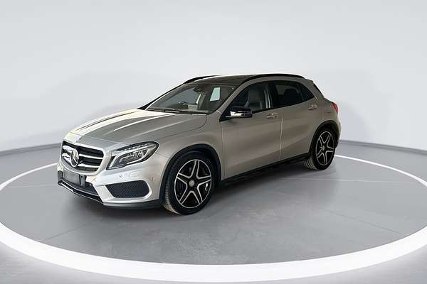 2015 Mercedes-Benz GLA-Class GLA250 X156