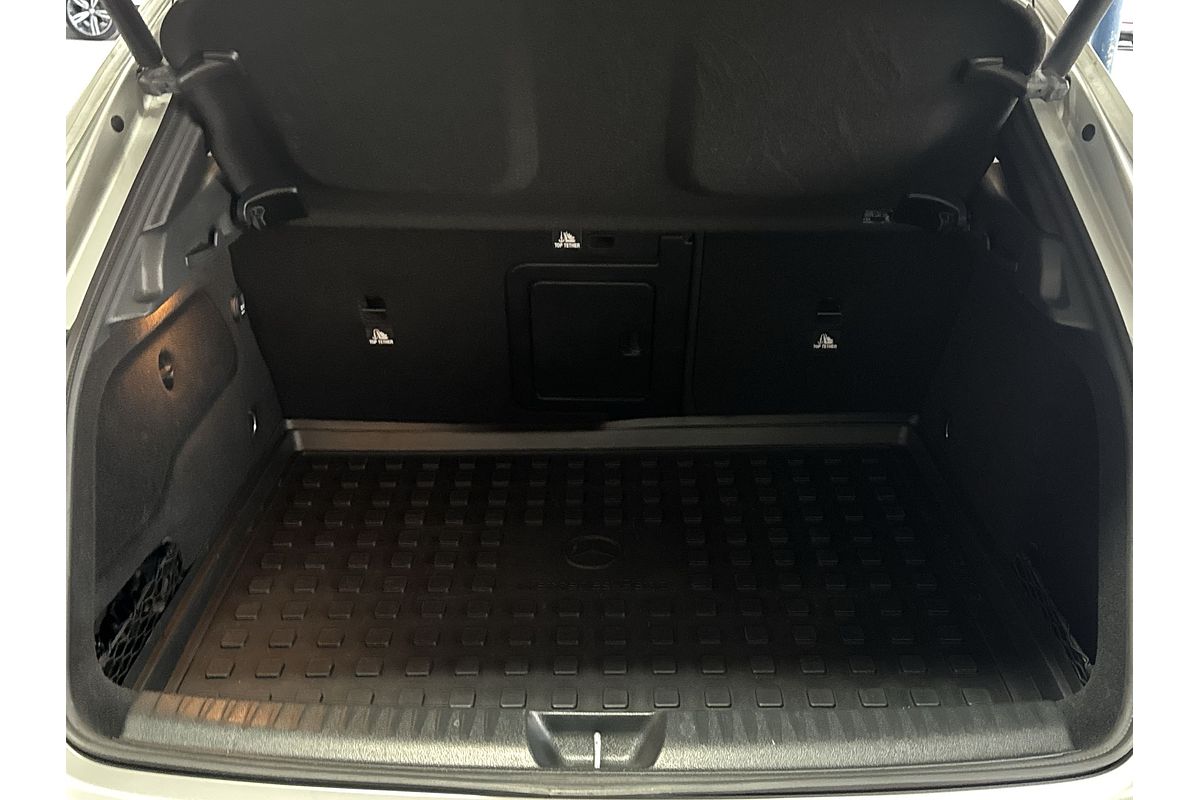 2015 Mercedes-Benz GLA-Class GLA250 X156