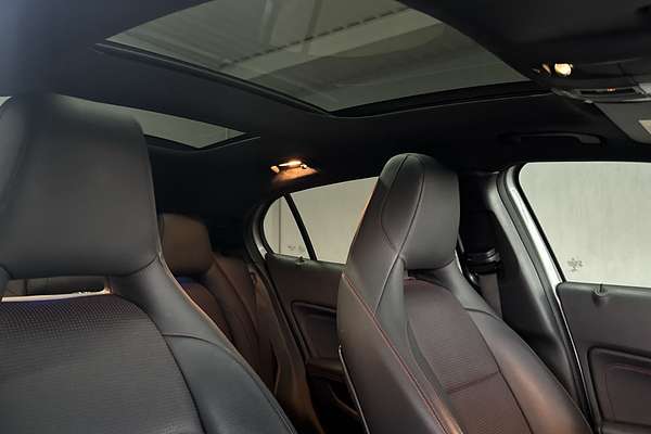 2015 Mercedes-Benz GLA-Class GLA250 X156