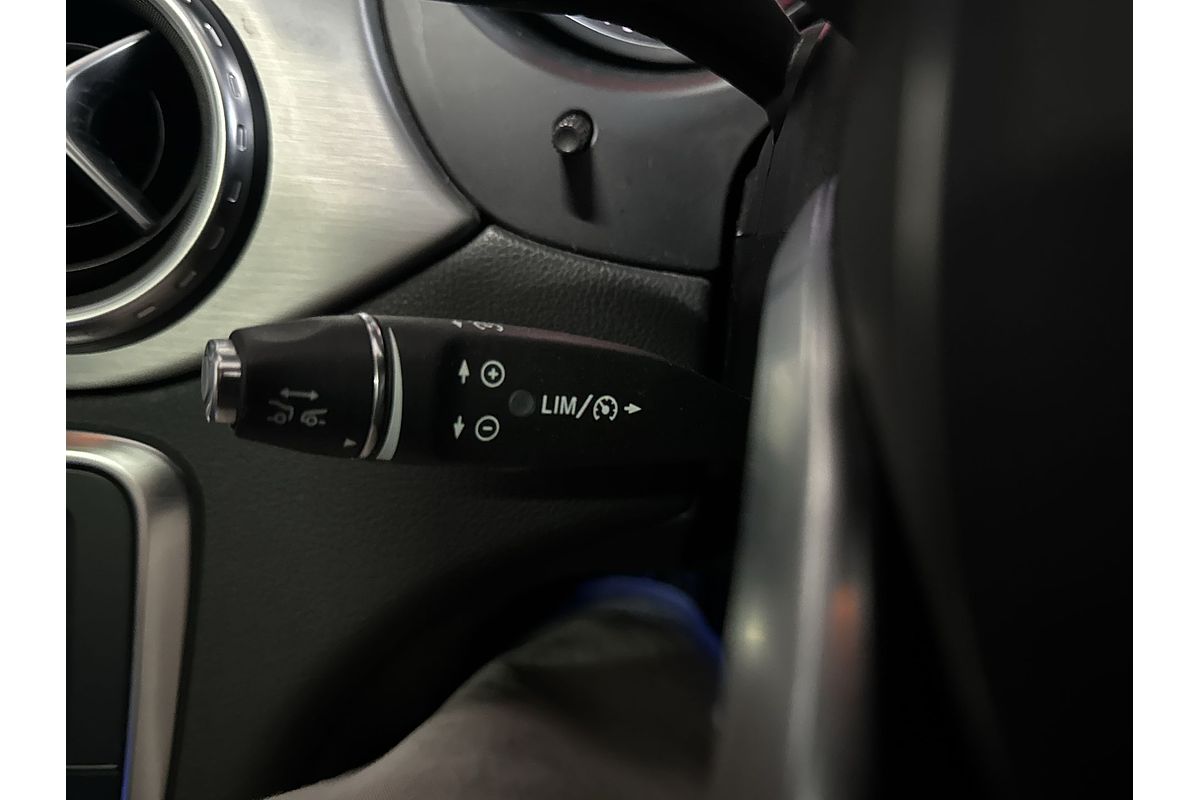 2015 Mercedes-Benz GLA-Class GLA250 X156