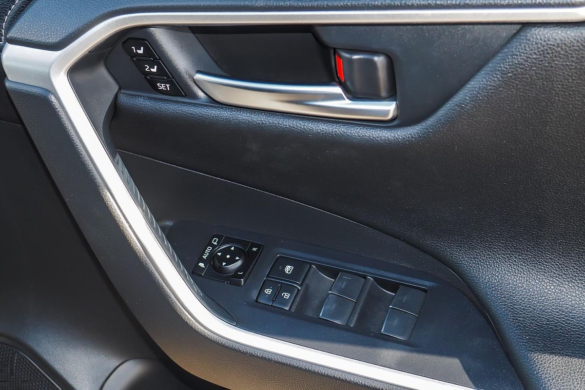 2023 Toyota RAV4 Cruiser AXAH54R
