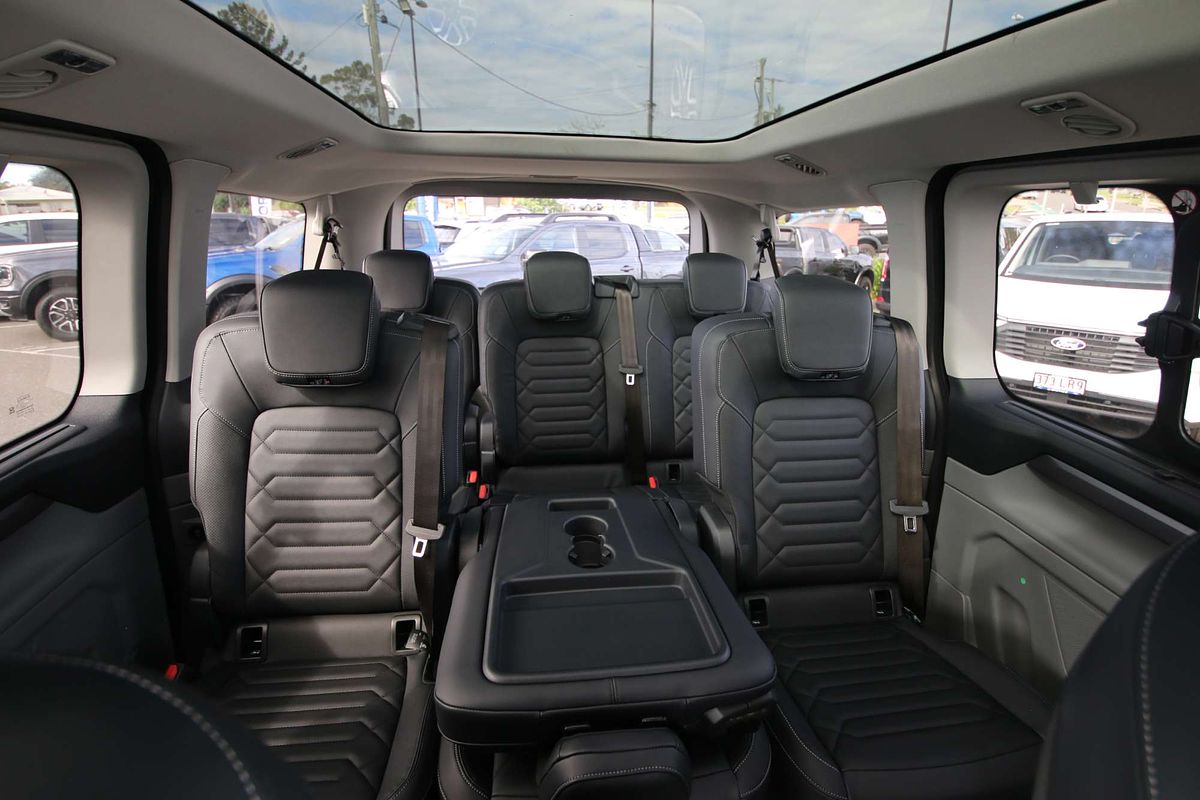 2024 Ford Tourneo Titanium X AV SWB