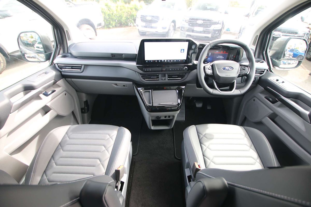 2024 Ford Tourneo Titanium X AV SWB